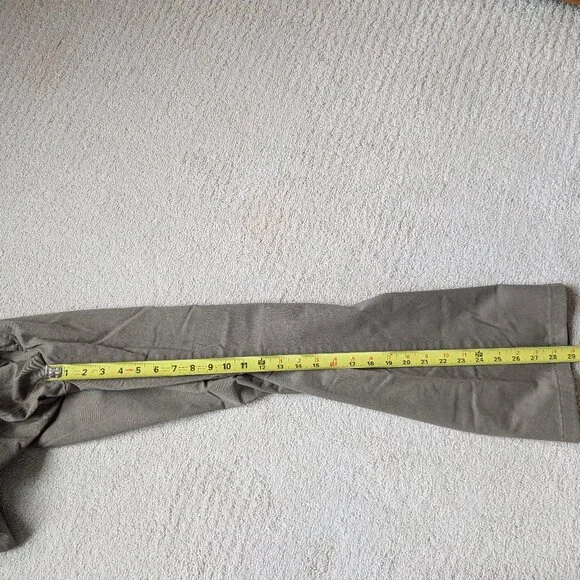 EUC Banana Republic Weekend Chino Women's 8 Slacks Pants Trousers straight leg - Picture 9 of 10